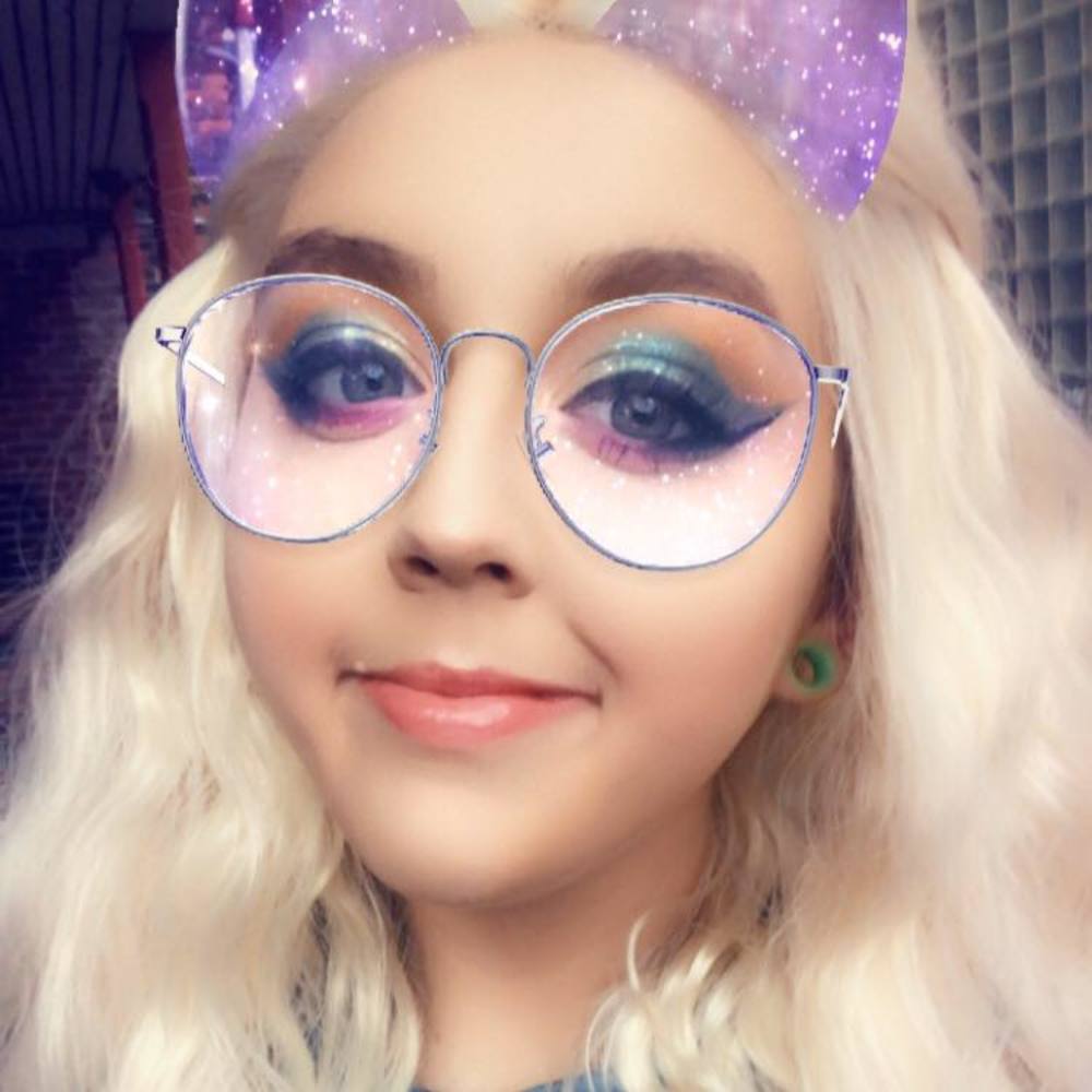 Meet your Posher, Jasmine